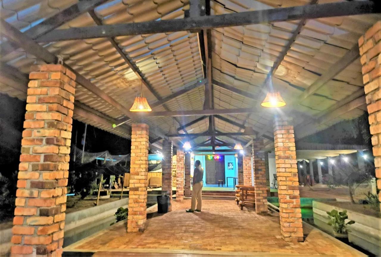 فندق Mango'S Park بورت ديكسون المظهر الخارجي الصورة